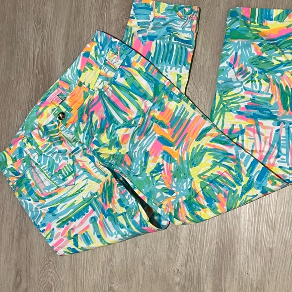 Lilly Pulitzer Callahan Chino Pants Size 10 Multi Sea Salt Print - Picture 2 of 9